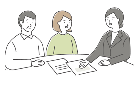 スタッフが丁寧に相談に対応している様子