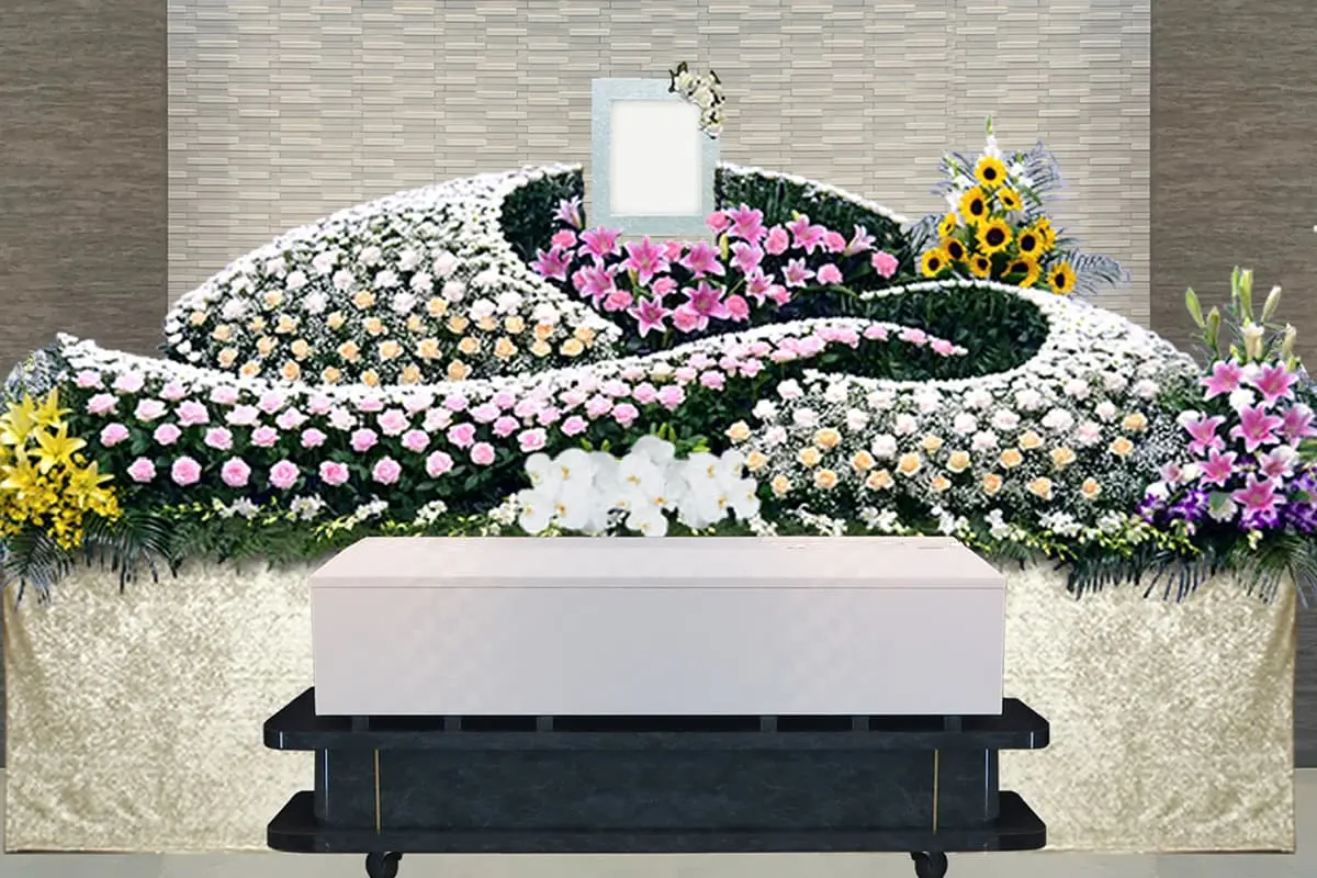 一般葬ゆかりプランのイメージ - 温かな雰囲気でのお別れ