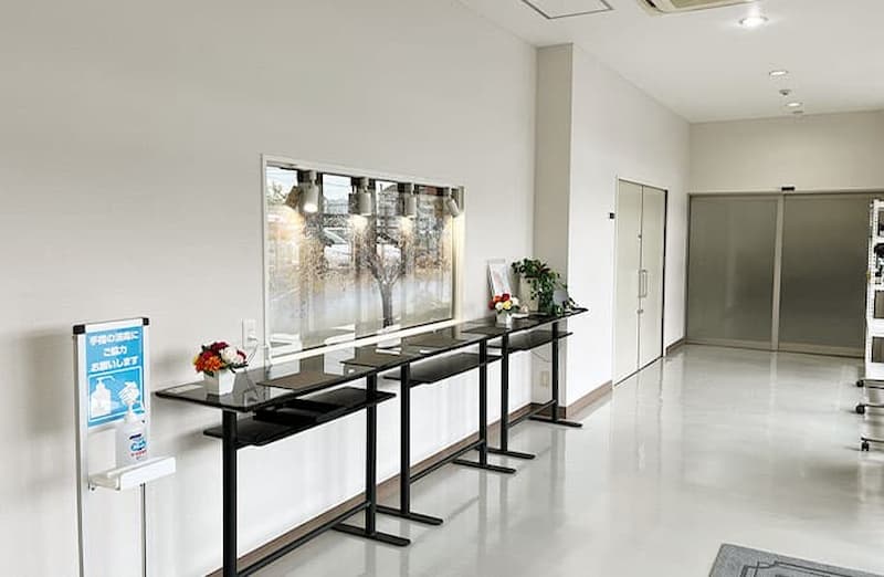 家族葬式場なごみ館エントランス